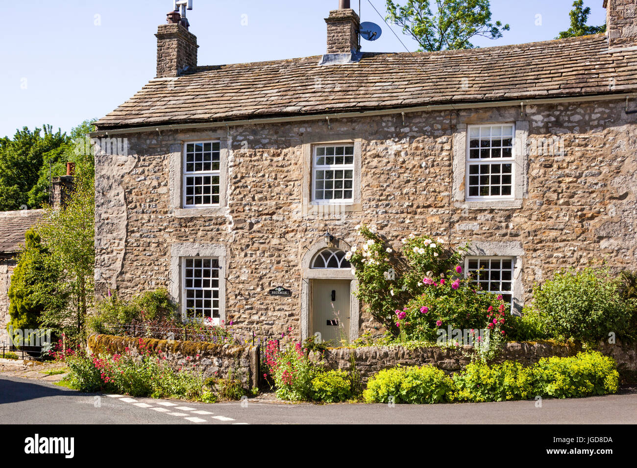 Un solide typique du Yorkshire en pierre dans le village de with Starbotton dans la région de Wharfedale, North Yorkshire UK Banque D'Images