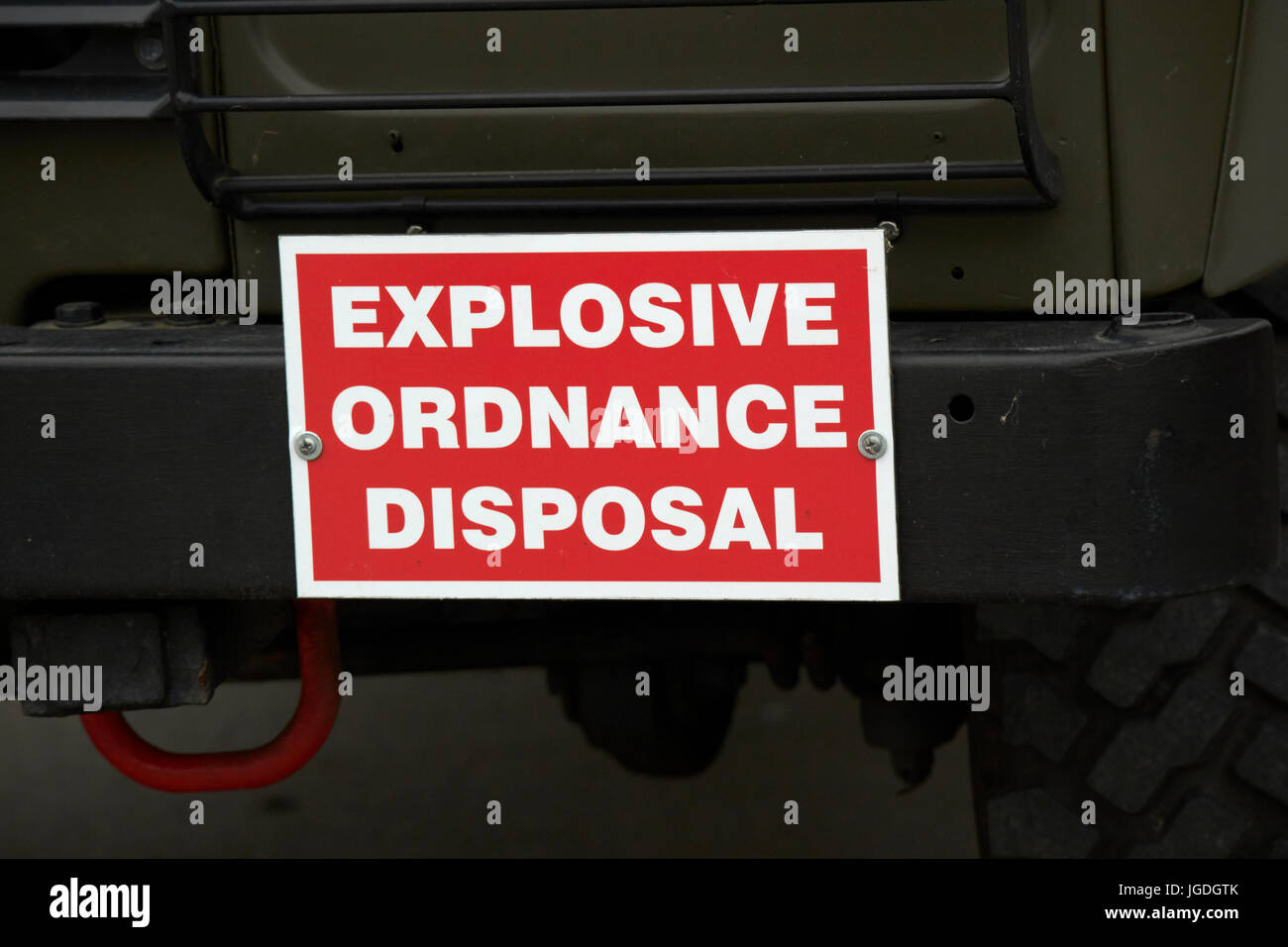 L'élimination des explosifs et munitions landrover armée britannique uk Banque D'Images