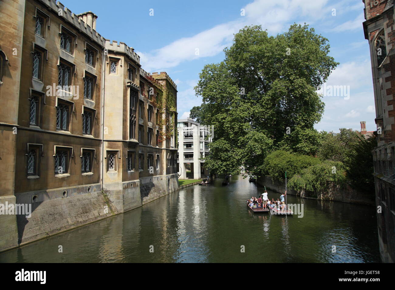 Voyage de fleuve, barques à Cambridge Banque D'Images