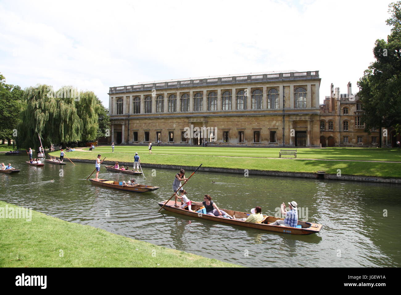 Voyage de fleuve, barques à Cambridge Banque D'Images