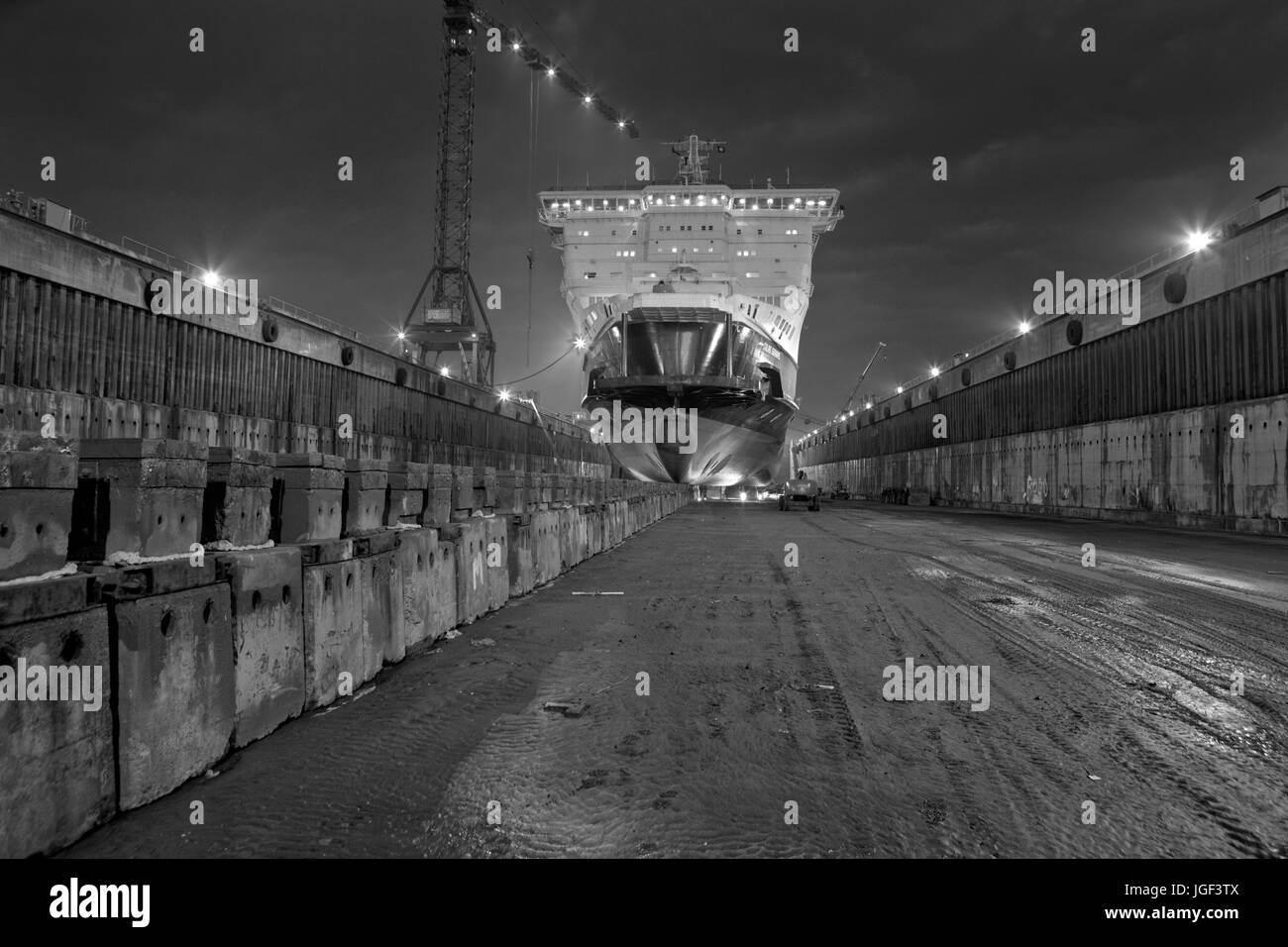 Navals Damen & Conversion a des décennies d'expérience dans la réparation, la transformation, l'entretien, la réparation et l'Harbour et des projets de voyage, réalisant plus de Banque D'Images