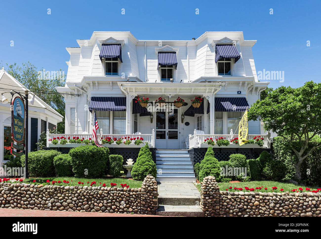 White Wind Inn sur Commercial Street, Provincetown, Cape Cod, Massachusetts, USA. Banque D'Images