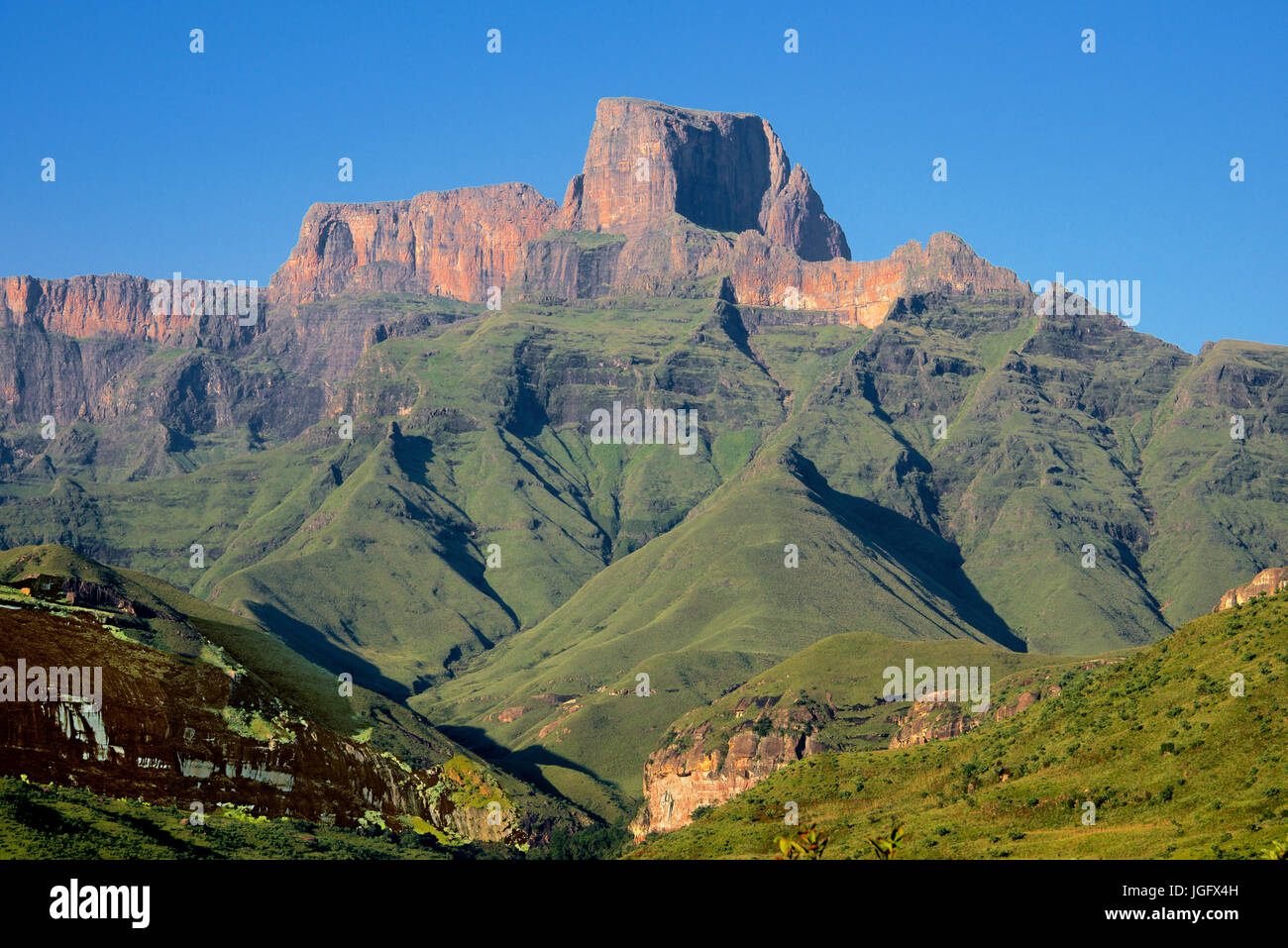 Pic Sentinel Thendele uKahlamba Royal Natal Park Parc du Drakensberg, KwaZulu-Natal, Afrique du Sud Banque D'Images