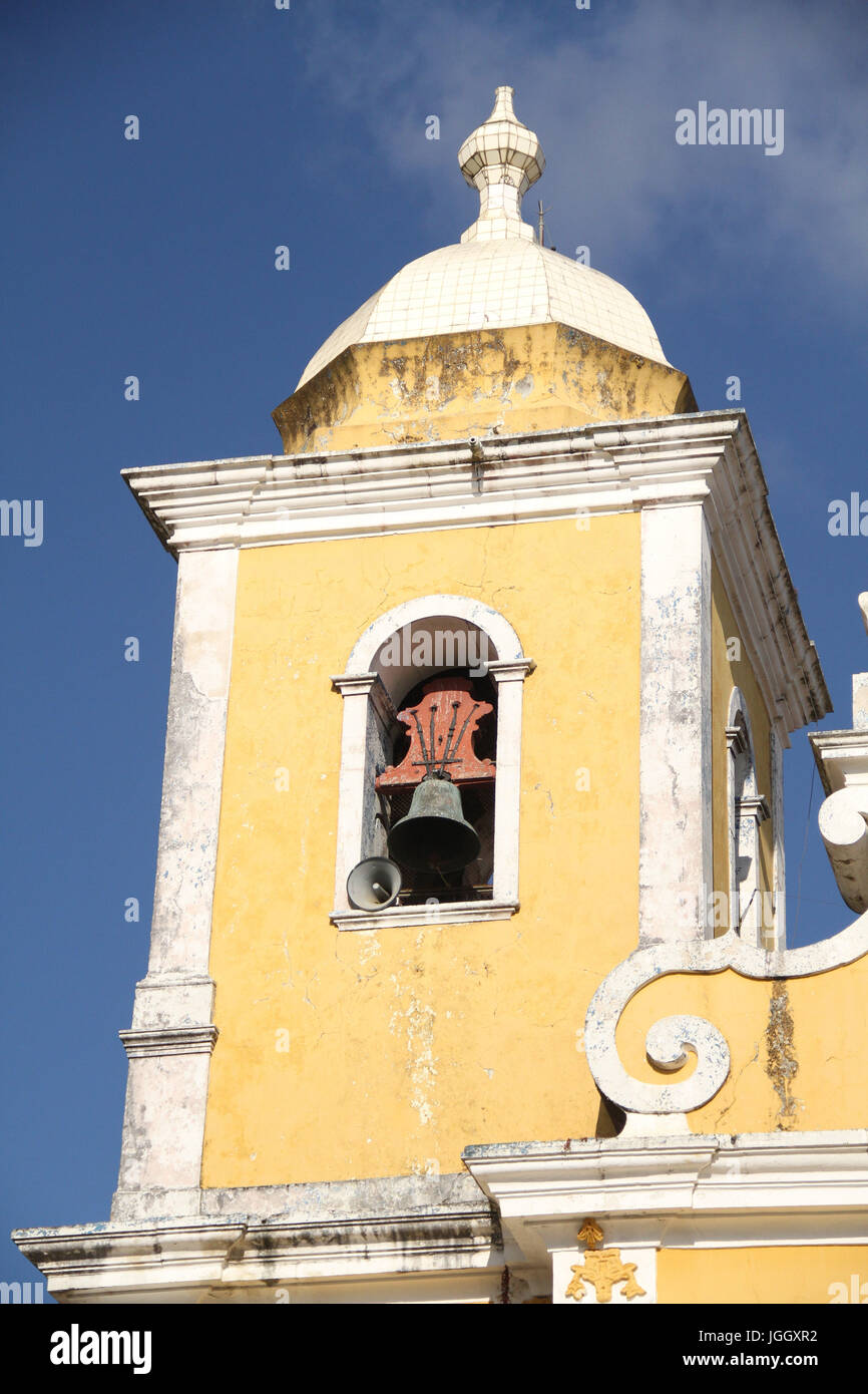 La place de l'église Sao Thome, Baron de Alfenas, 2016, Centre, ville, São Tomé Das Letras, Minas Gerais, Brésil. Banque D'Images