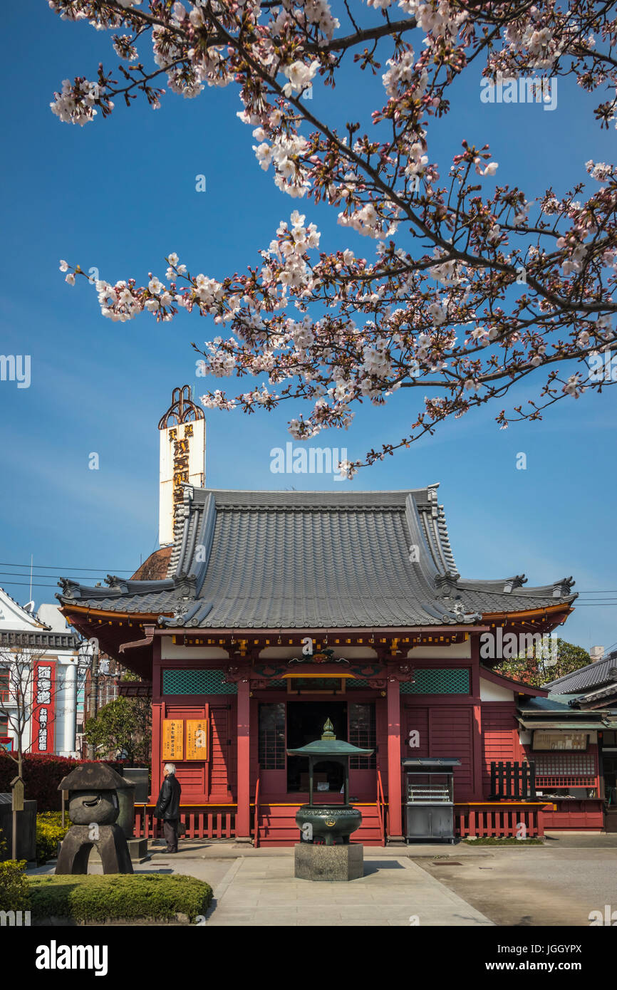 L'architecture traditionnelle de la pagode du temple Sensoji à Asakusa, Tokyo, Japon. Banque D'Images