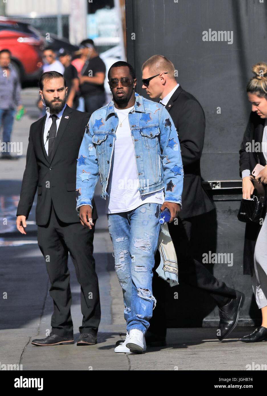 Sean Combs arrivant à l'El Capitan Entertainment Center de Los Angeles, Californie, avant son apparition sur "Jimmy Kimmel Live !" En vedette : Sean Combs, Puff Daddy, gonflées, P. Diddy, Diddy Où : Los Angeles, California, United States Quand : 05 juin 2017 Source : WENN.com Banque D'Images