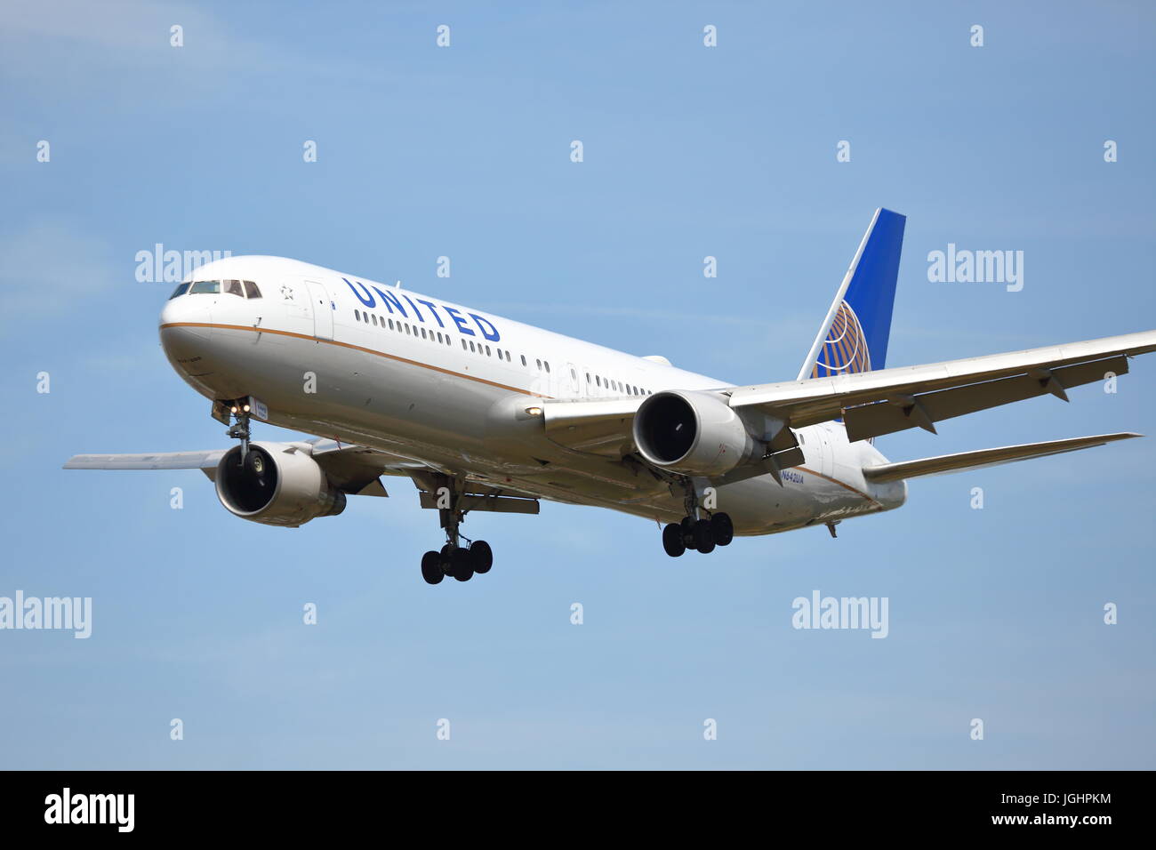 United Airlines Boeing 767-300Er n642ua près de l'aéroport Heathrow de Londres, UK Banque D'Images