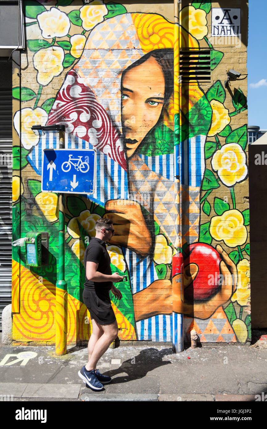 Street Art Par Ananda Nahu sur Rivington Street, Shoreditch, London, UK Banque D'Images