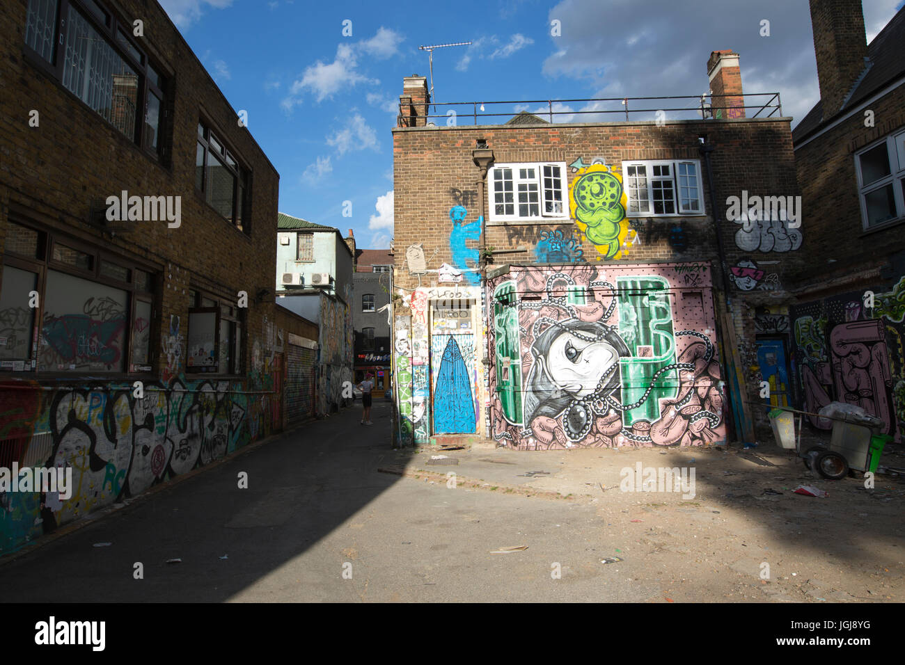 Street art peintures murales dont le président "mal" représentant Donald Trump, par l'artiste Tom Blackford, Brick Lane, East London, UK Banque D'Images