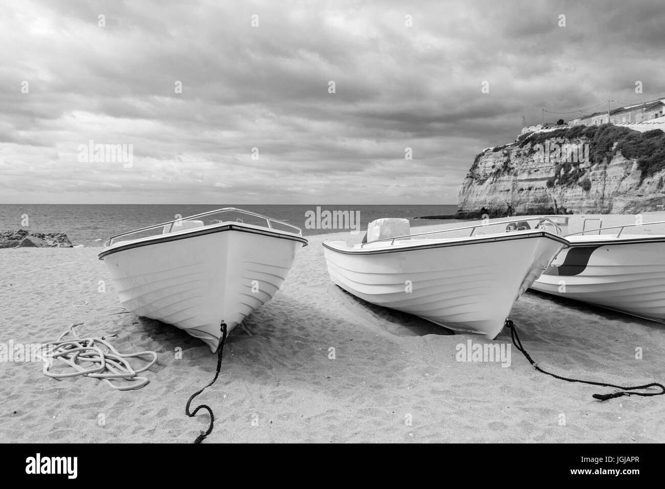 Carvoeiro a changé au cours des 50 ans d'été un village de pêcheurs à une destination touristique Banque D'Images