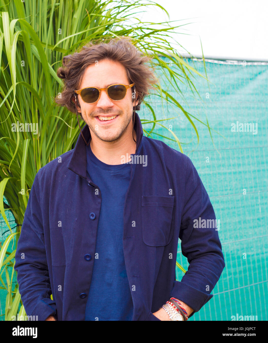 Cornbury Festival 2017 Chadlington Oxfordshire UK...Backstage avec Jack Savoretti Banque D'Images