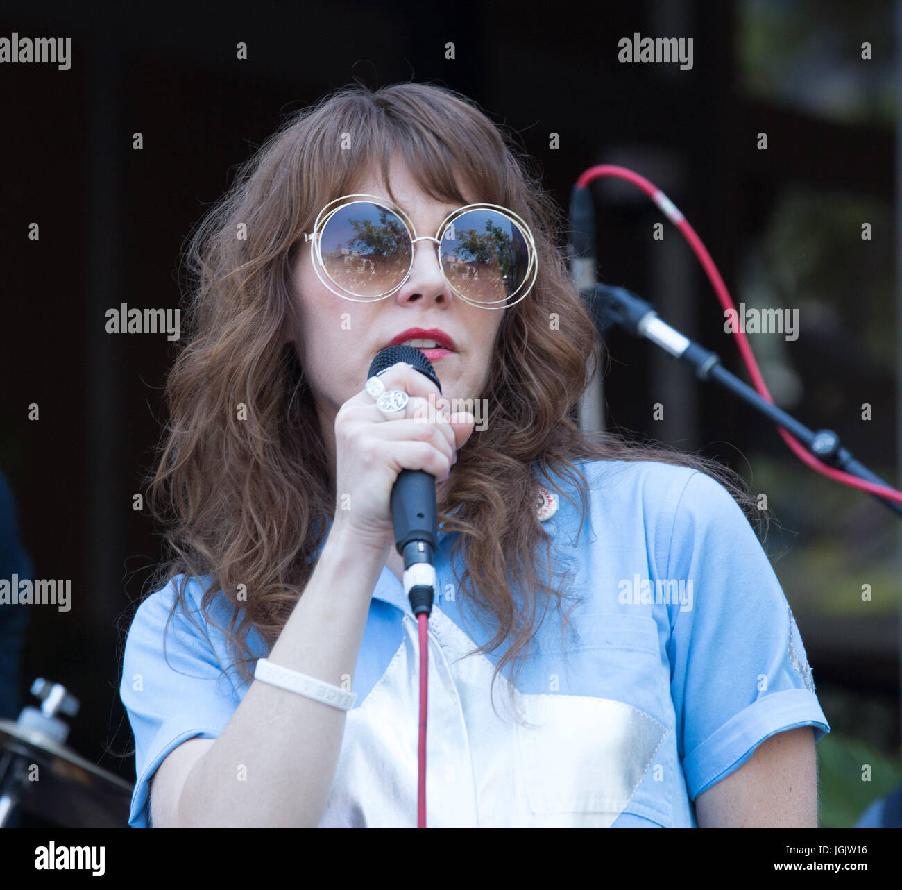 Hollywood, Californie, États-Unis. 06e juillet 2017. Jenny Lewis assiste à la célébration du 77e anniversaire de Ringo Starr, « Peace & Love », Capitol Records, le 7,2016 juillet à Hollywood, en Californie. Banque D'Images