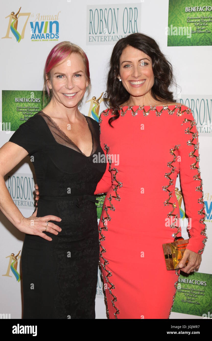 Westwood, CA, USA. 10 fév, 2016. LOS ANGELES - jan 10 : Marti Noxon, Lisa Edelstein à la 17e édition de l'image des femmes à la Royce Hall le 10 février 2016 à Westwood, CA Crédit : Kay Blake/ZUMA/Alamy Fil Live News Banque D'Images