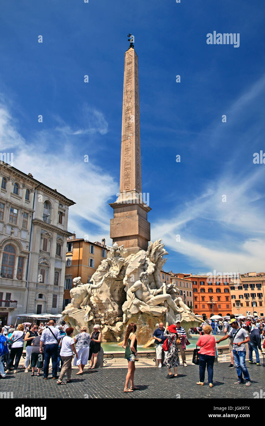 Fontana dei Quattro Fiumi (fontaine des Quatre Fleuves), la Piazza Navona, Rome, Italie Banque D'Images