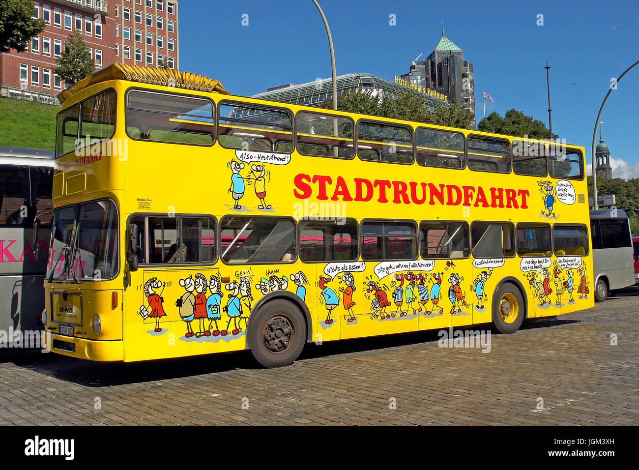 L'Europe, la République fédérale d'Allemagne, la RFA, la ville hanséatique de Hambourg, visite de la ville, bus, jaune, plus de jaune, double-decker, double-decker bus, Banque D'Images