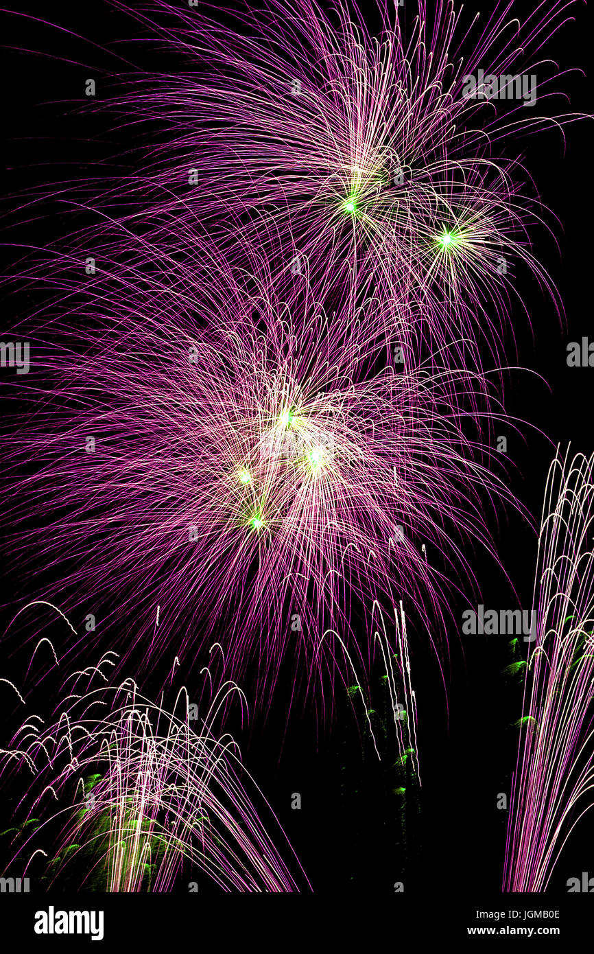 D'artifice à Montréal, Canada, Jupiter d'Or, trophée Feuerwerk à Montréal, Kanada Banque D'Images