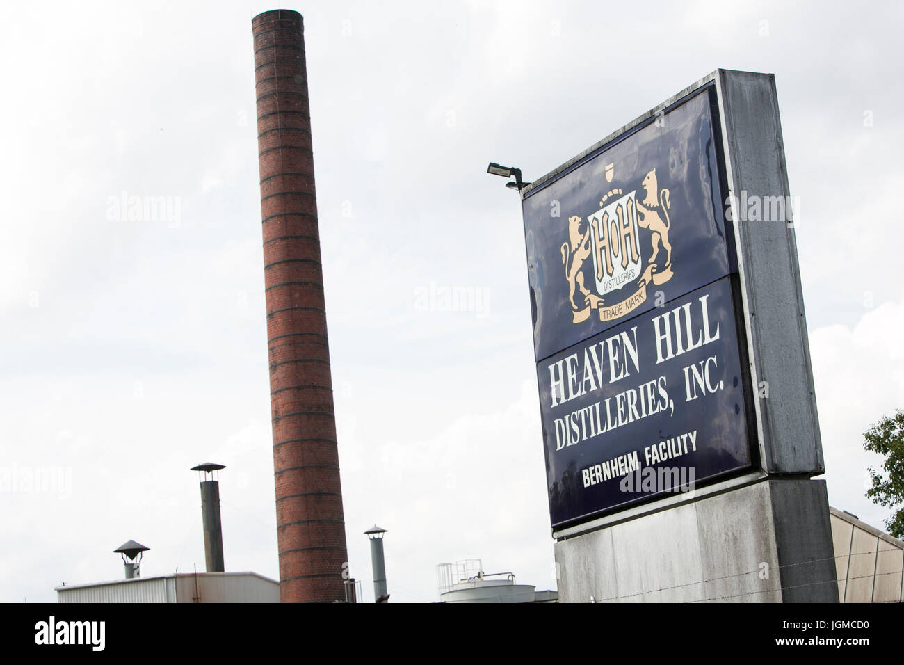 Un logo affiche à l'extérieur d'un établissement occupé par ciel Hill Distilleries, Inc., à Louisville, Kentucky, le 1 juillet 2017. Banque D'Images