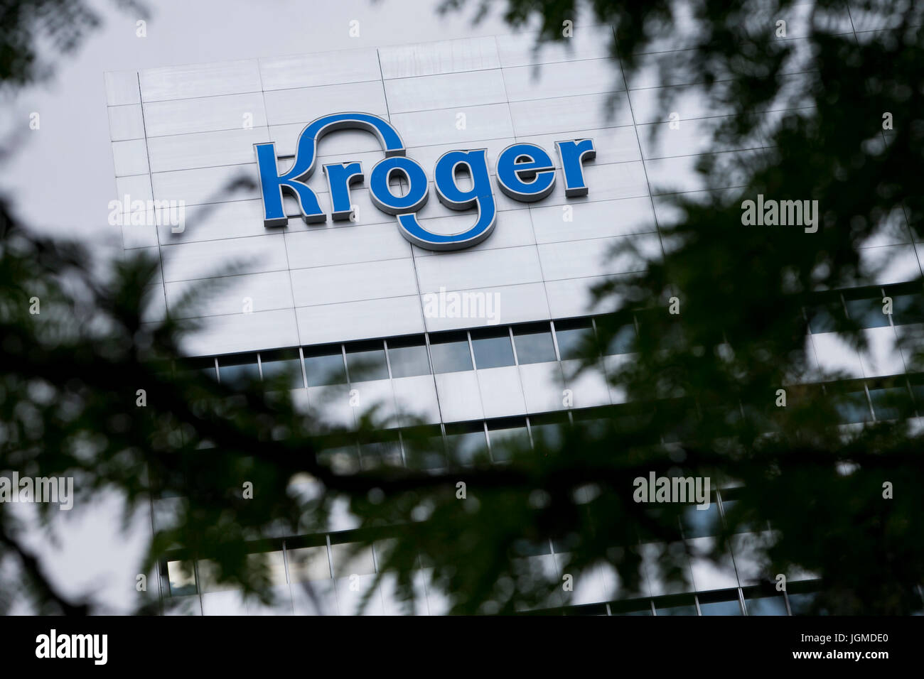 Un logo affiche à l'extérieur du siège de la société Kroger, à Cincinnati, Ohio, le 29 juin 2017. Banque D'Images