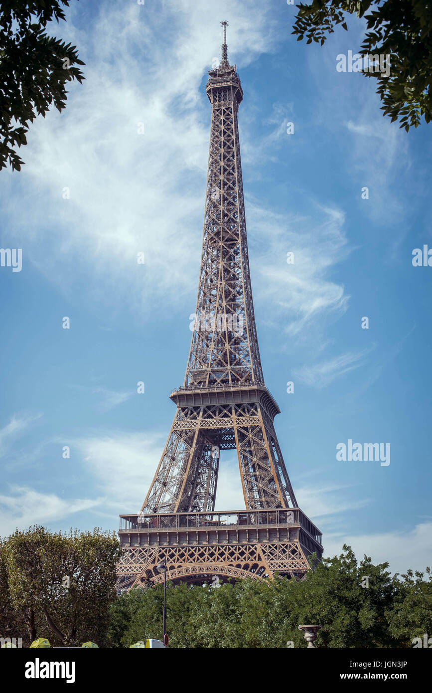 Belle Tour Eiffel Banque D'Images