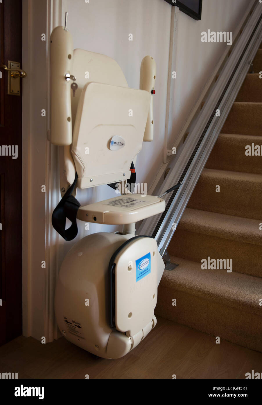 Un télésiège monte-escalier / vu sur l'escalier à la maison. Banque D'Images