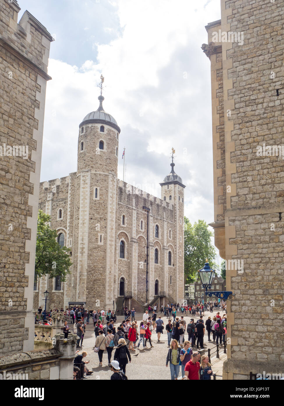 Londres, Angleterre, Royaume-Uni, Sumer 2016 : [ le palais royal et forteresse de la Tour de Londres ] Banque D'Images