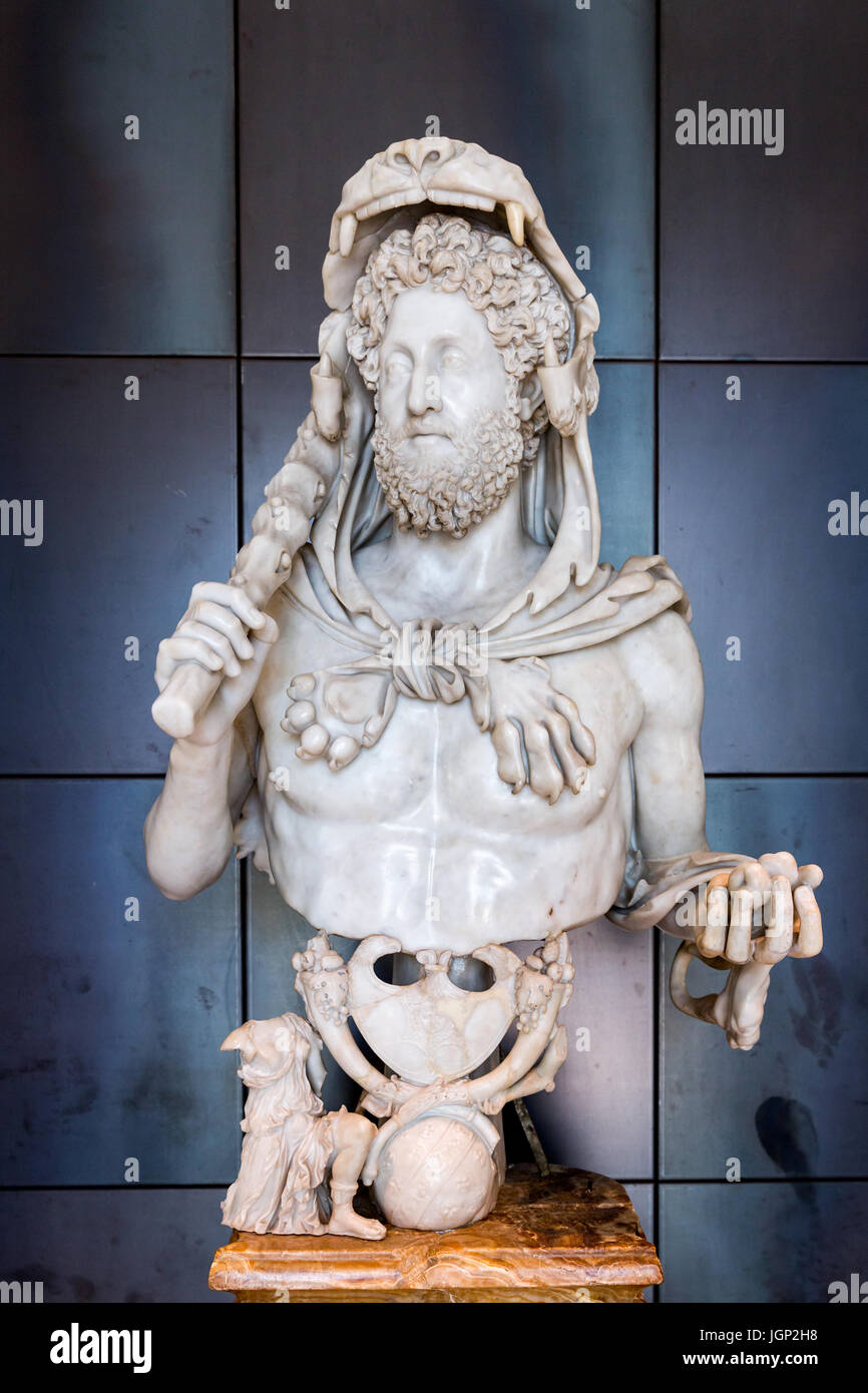 Mable Buste de Commode comme Hercules, les musées du Capitole, Rome, Italie Banque D'Images