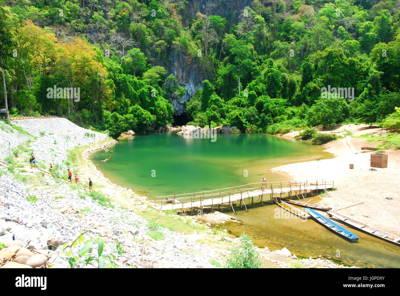 L'entrée de la grotte de Kong Lor, au centre du Laos Banque D'Images