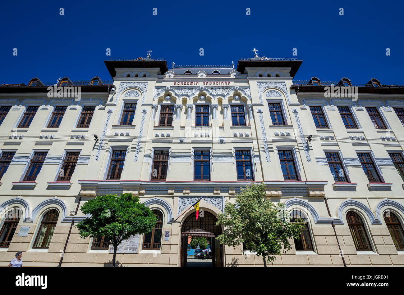 Faculté de Théologie de l'Académie Andreiana immeuble sur rue Mitropoliei dans le centre historique de Sibiu Ville de région de Transylvanie, Roumanie Banque D'Images