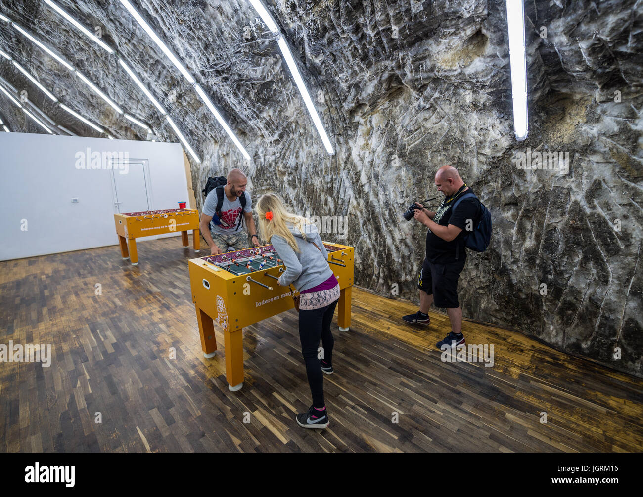 Salle en Cristal Spa salle de traitement dans la région de Gizela mine, partie de Salina Turda salt mine située dans la région de Turda Durgau-Valea Sarata ville en Roumanie Banque D'Images