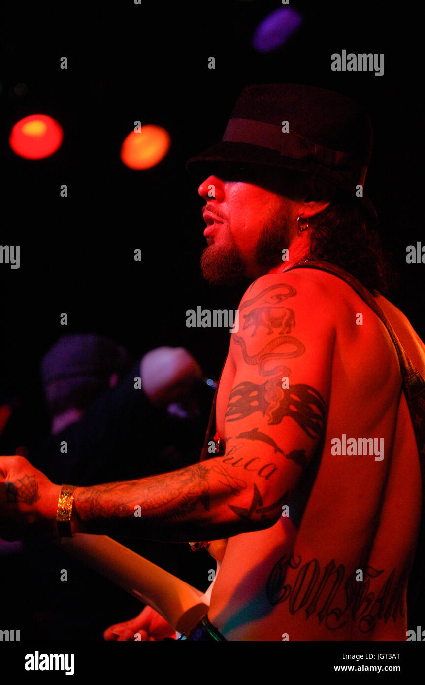 Dave Navarro Camp Freddy exécutant Roxy West Hollywood. Banque D'Images