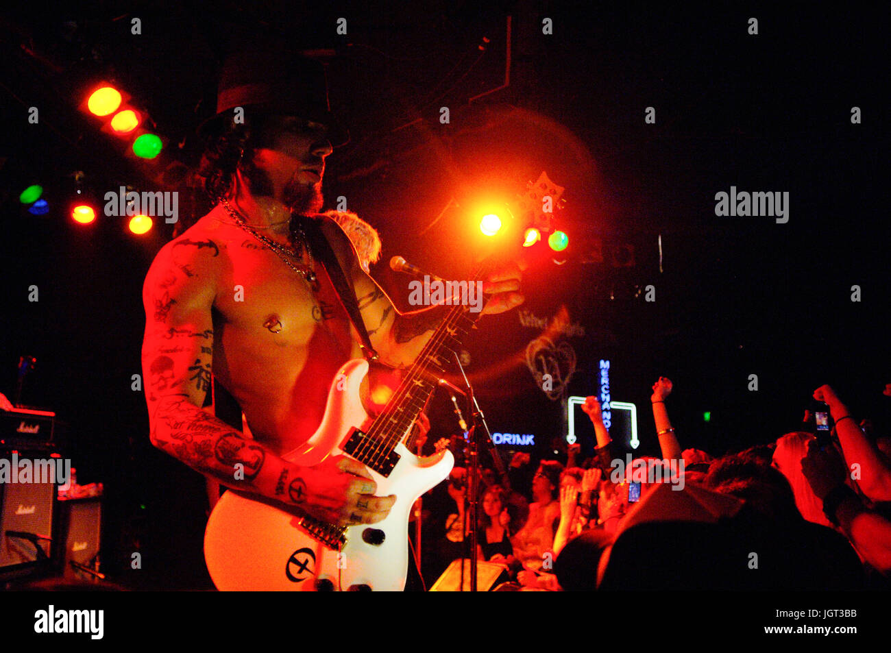 Dave Navarro Camp Freddy exécutant Roxy West Hollywood. Banque D'Images