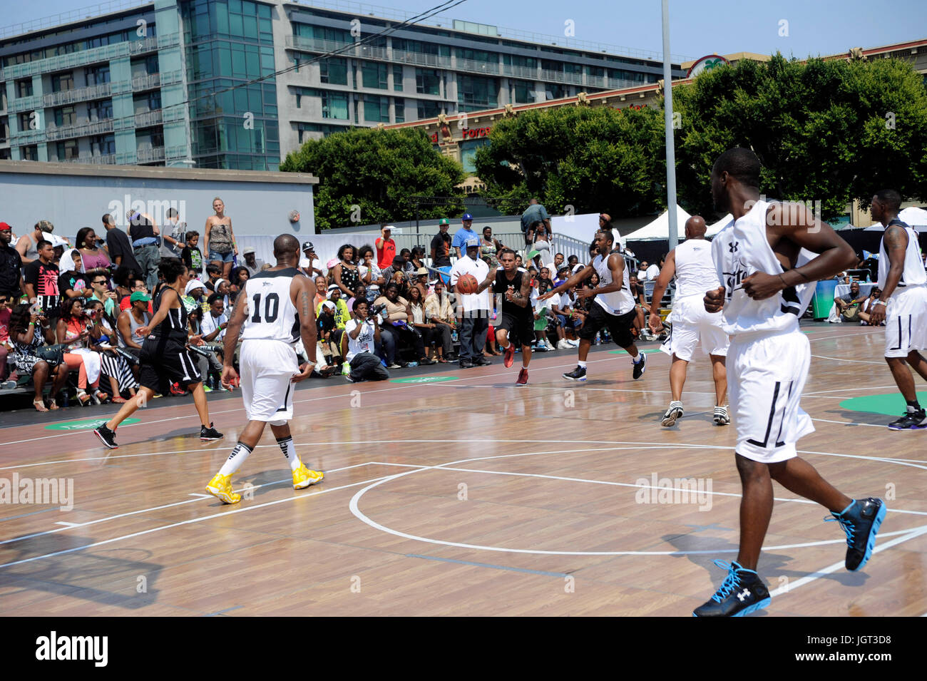 Chris Brown Sprite Celebrity Basketball Exhibition jeu pendant 2013 BET Experience L.A. EN LIGNE le 29,2013 juin à Los Angeles, Californie Banque D'Images