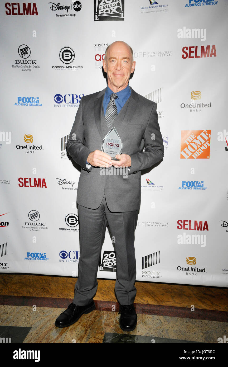 J.K. Simmons participe à la 6e édition annuelle des prix AAFCA Taglyan Cultural Complex février 4,2015 Hollywood, Californie. Banque D'Images