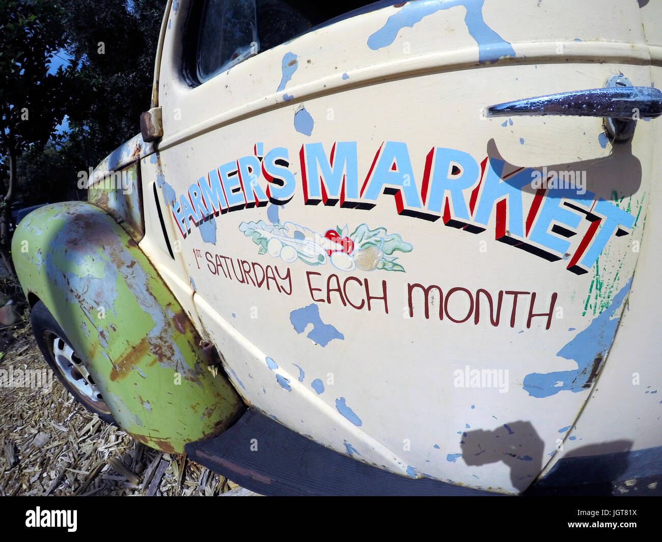 Ford Prefect voiture dans un jardin communautaire Banque D'Images