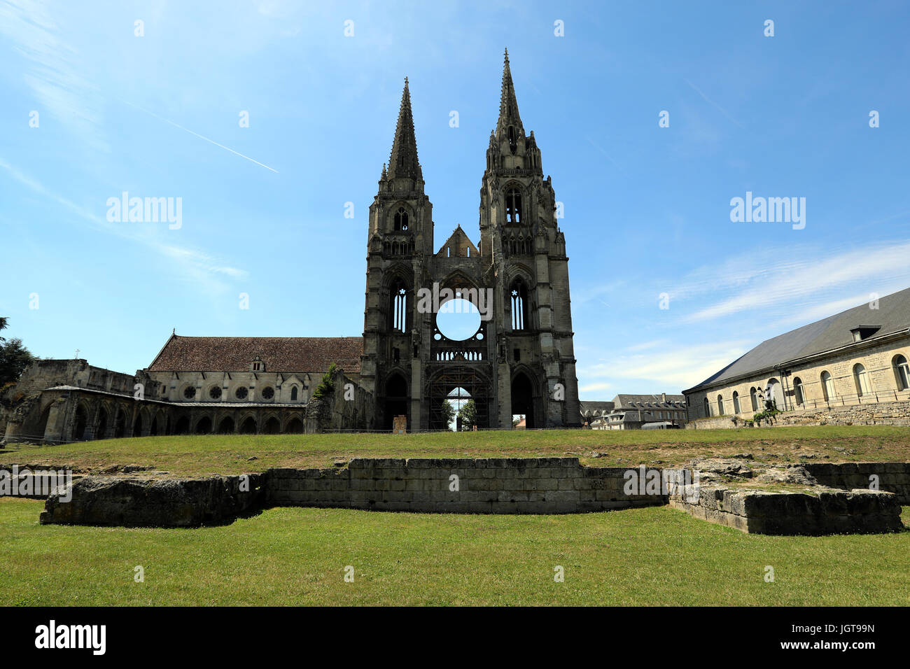 Les ruines de l'abbaye de St Jean des Vignes de Soissons, France. Banque D'Images