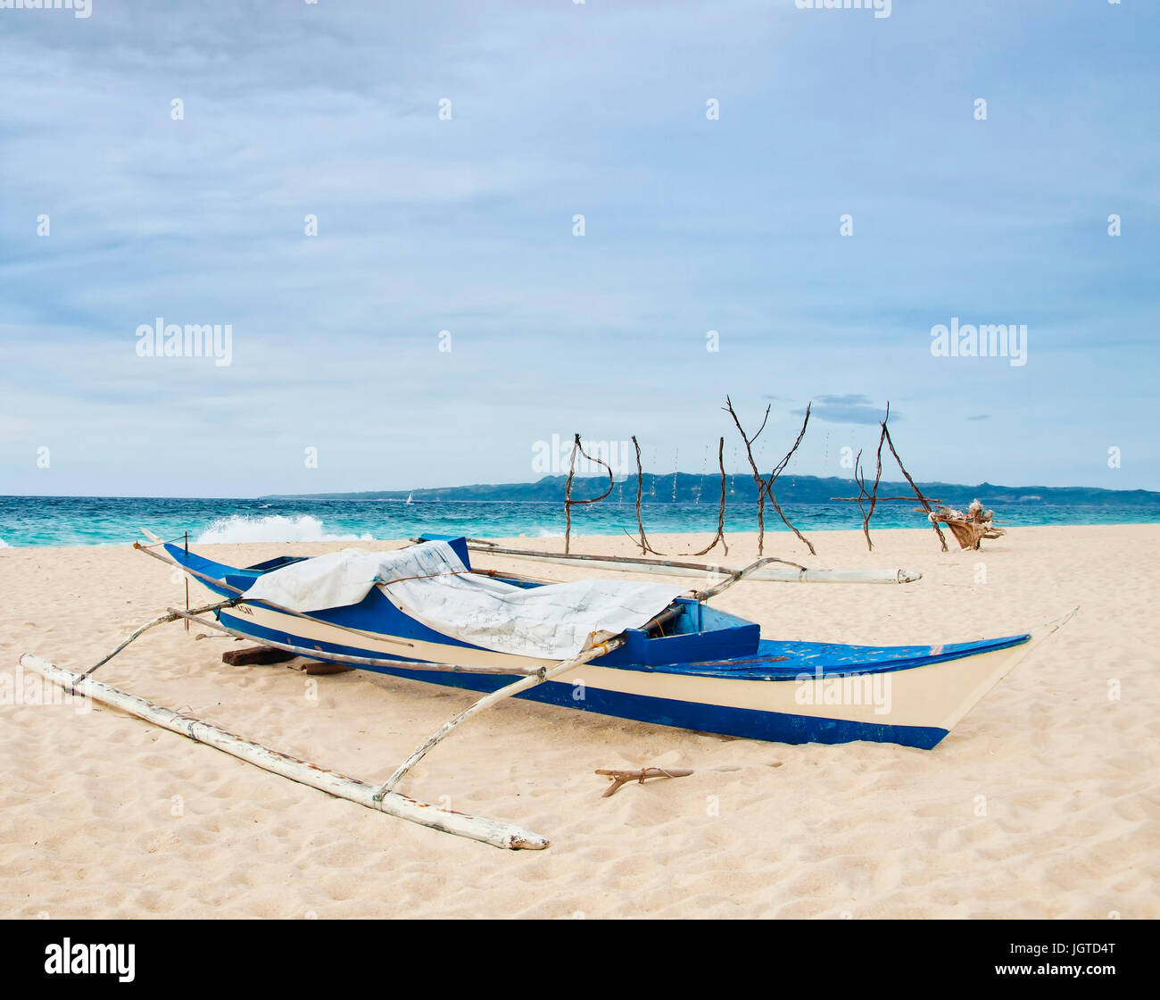 Voile traditionnelle des Philippines sur la plage de Puka Banque D'Images