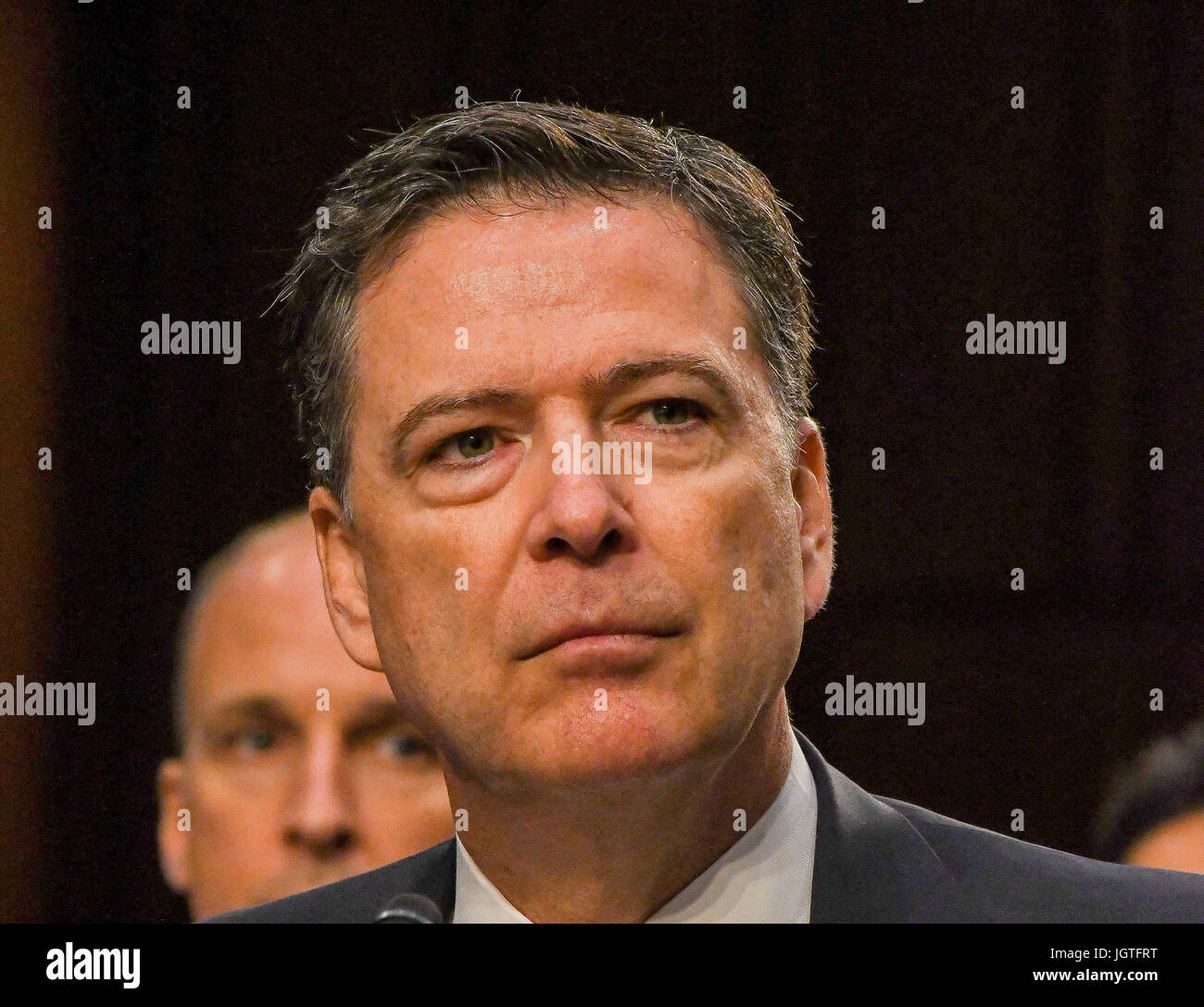 Ancien directeur du FBI James Comey témoigne devant le comité de renseignement du Sénat au cours de l'audience dans l'immeuble de bureaux du Sénat Hart Le 8 juin 2017, à Washington DC. Photo par Mark Reintein Banque D'Images