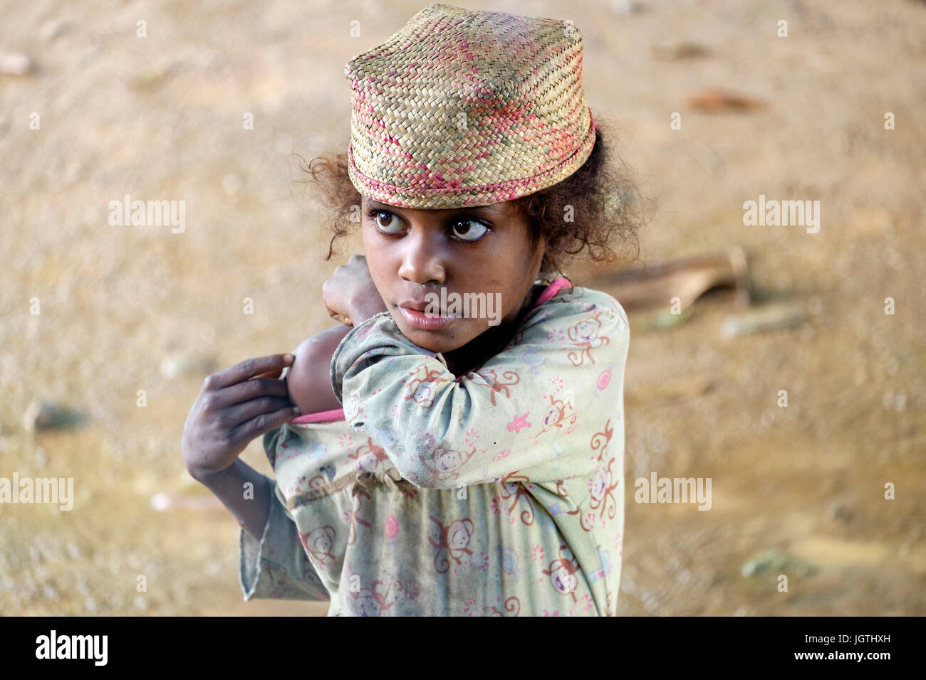 Chapeau en raphia malgache Banque de photographies et d'images à haute  résolution - Alamy