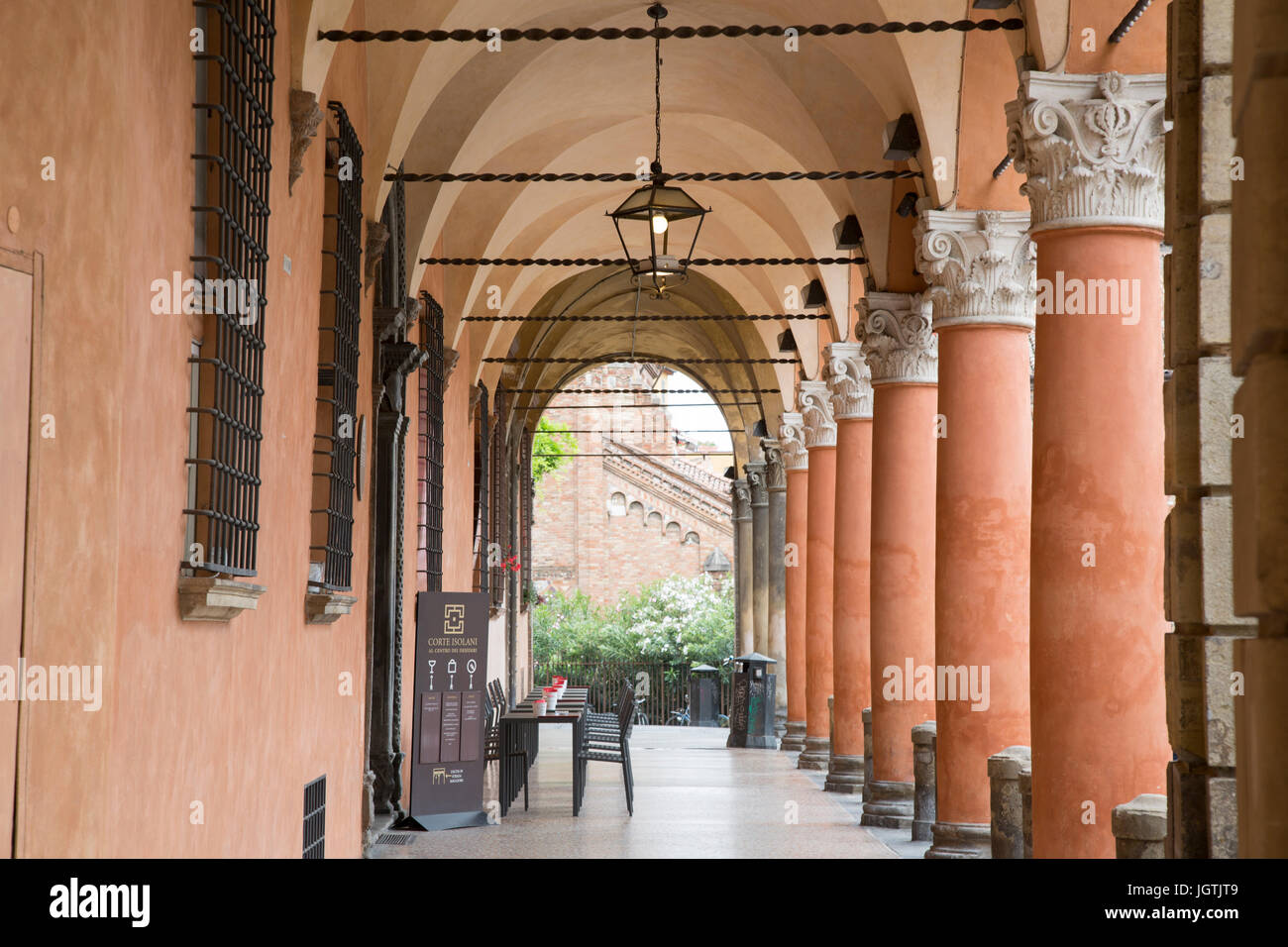 Palazzo Isolani avec Portico ; Santo Stefano Square ; Bologne, Italie Banque D'Images