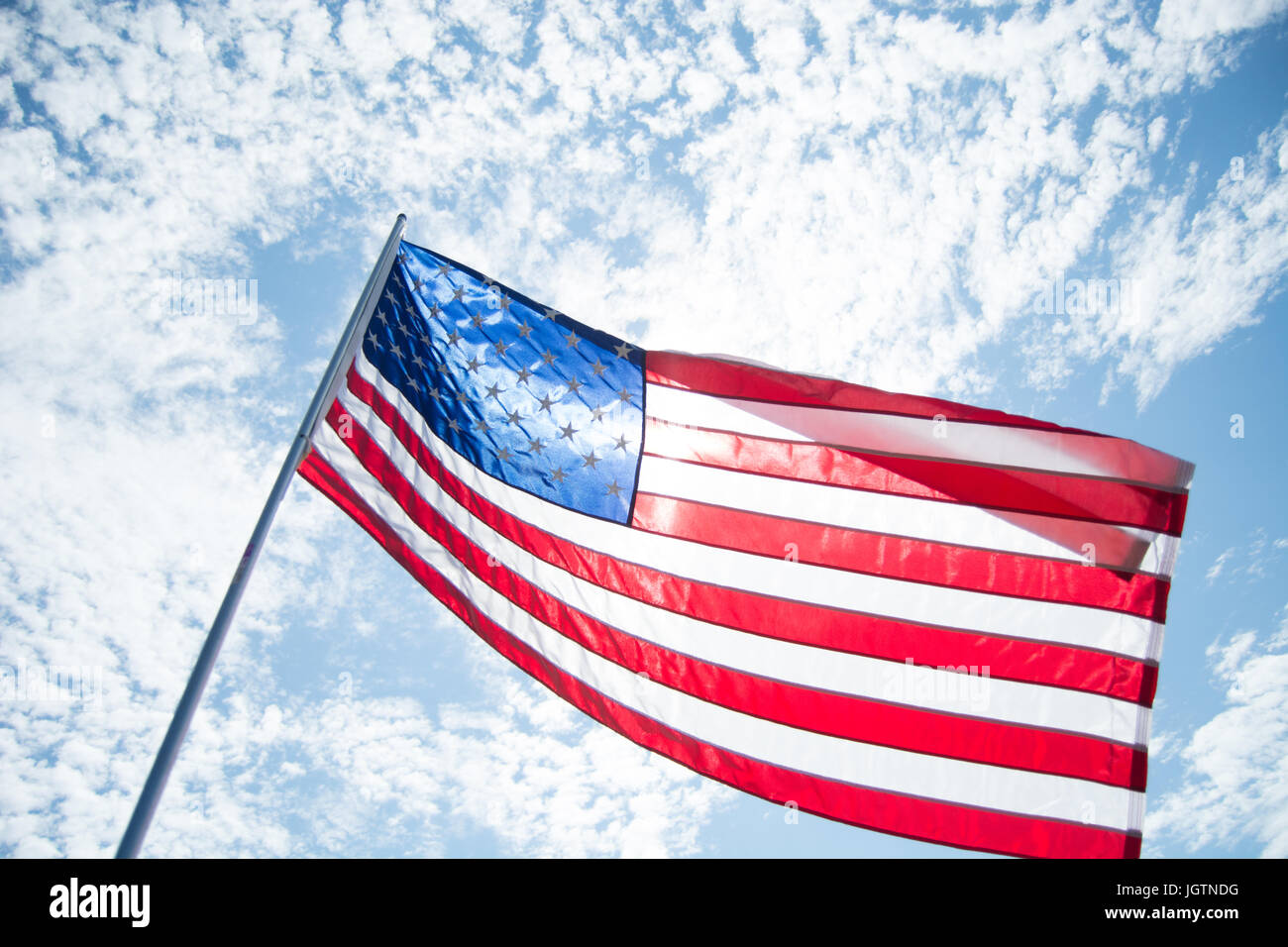 Des drapeaux américains dans le vent Banque D'Images