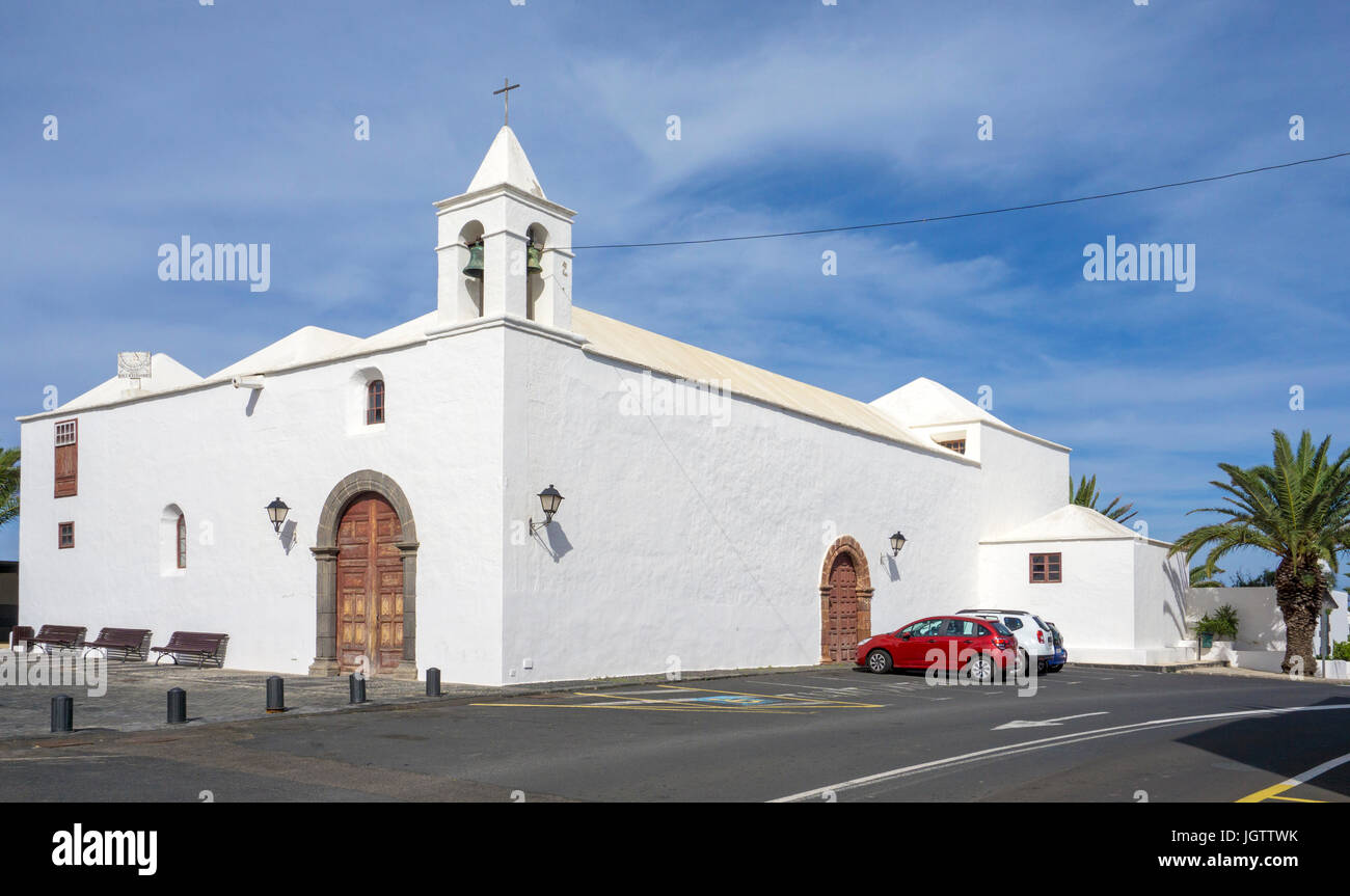 Église Iglesia de San Roque à Tinajo, île de Lanzarote, Canary Islands, Spain, Europe Banque D'Images