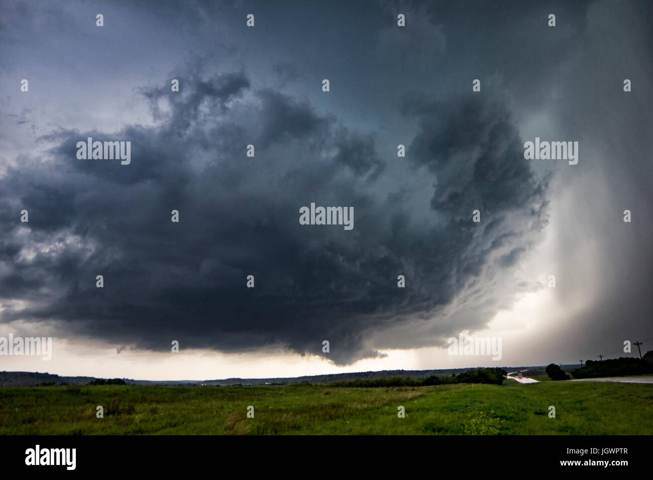 Orage circulaire au-dessus d'une zone rurale, Waynoka, Oklahoma, United States, Amérique du Nord Banque D'Images