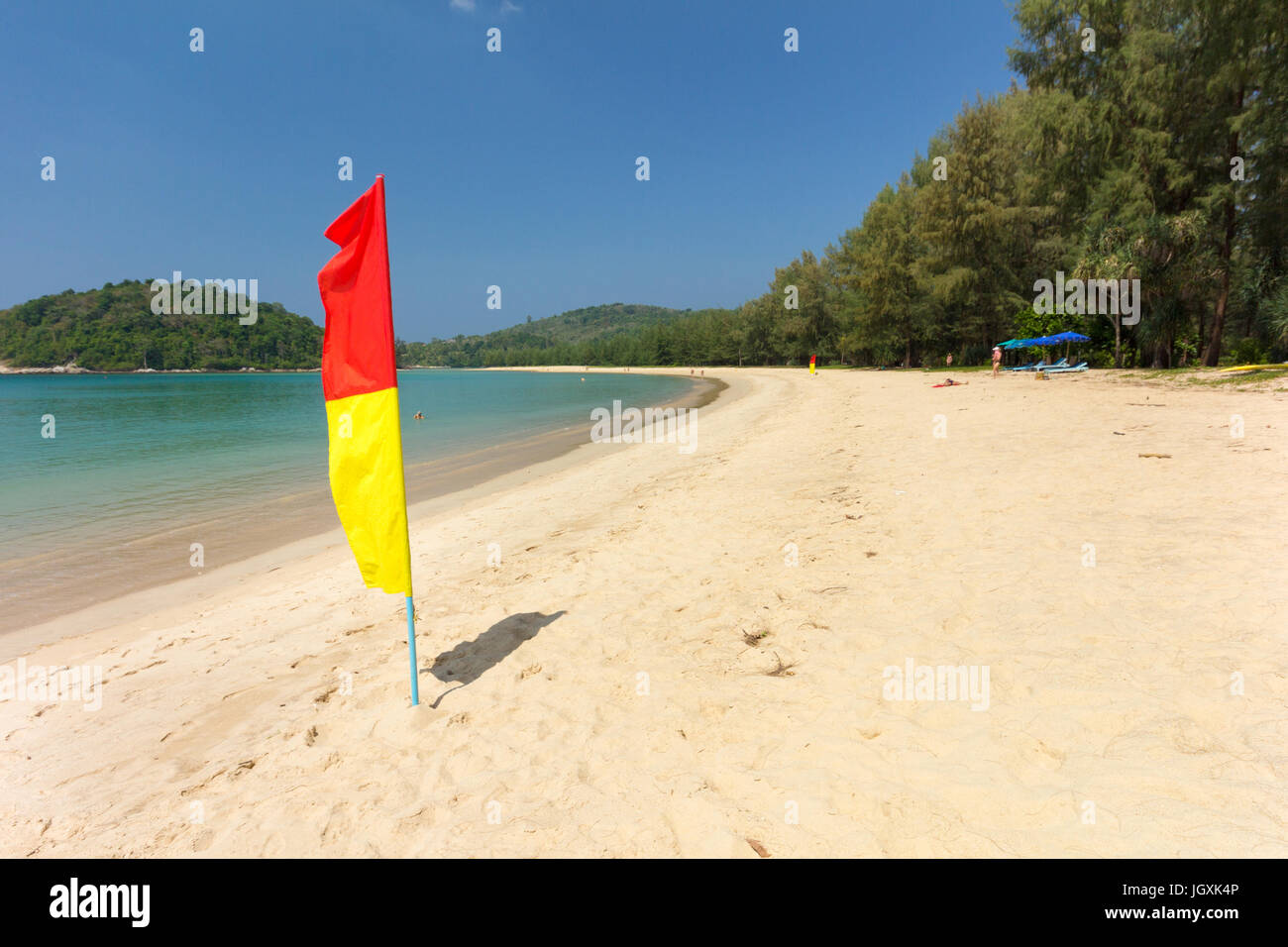 Zone de baignade surveillée par des maîtres nageurs Layan Beach, la Baie de Bang Tao, Phuket, Thailand Banque D'Images