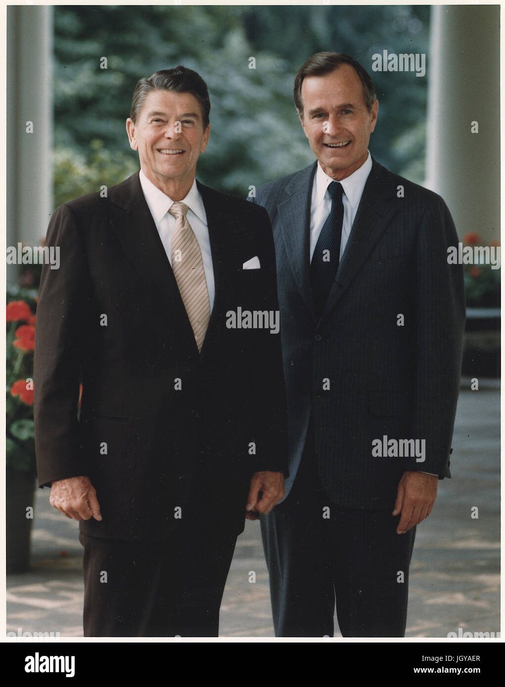 Portrait officiel du président Ronald Reagan et le vice-président George Bush Banque D'Images