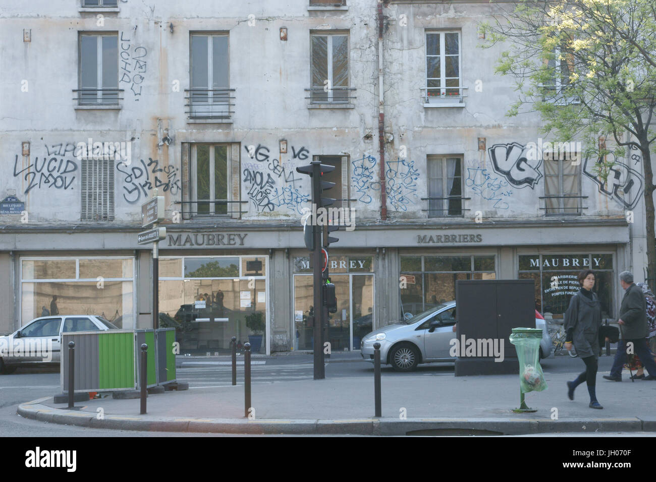 Ville, Boulevard de Ménilmontant, 11ème arrondissement, (75011), Paris, France Banque D'Images