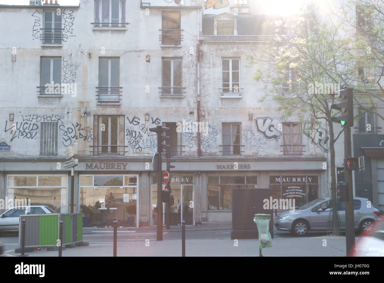 Ville, Boulevard de Ménilmontant, 11ème arrondissement, (75011), Paris, France Banque D'Images