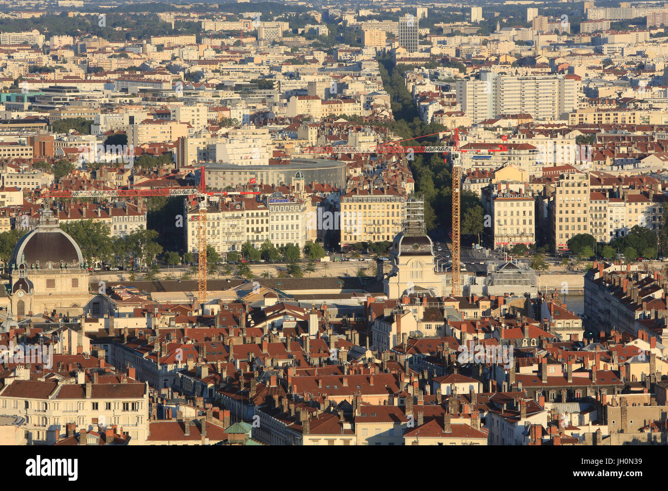 Vue panoramique à partir de la vue de Notre Dame de la colline de Fourvière. La France. Banque D'Images