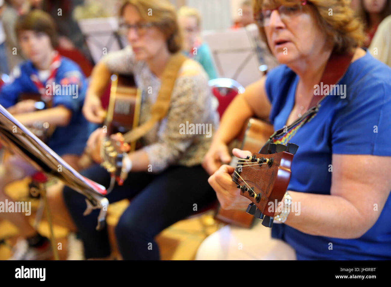 La musique chorale de l'église catholique. La France. Banque D'Images