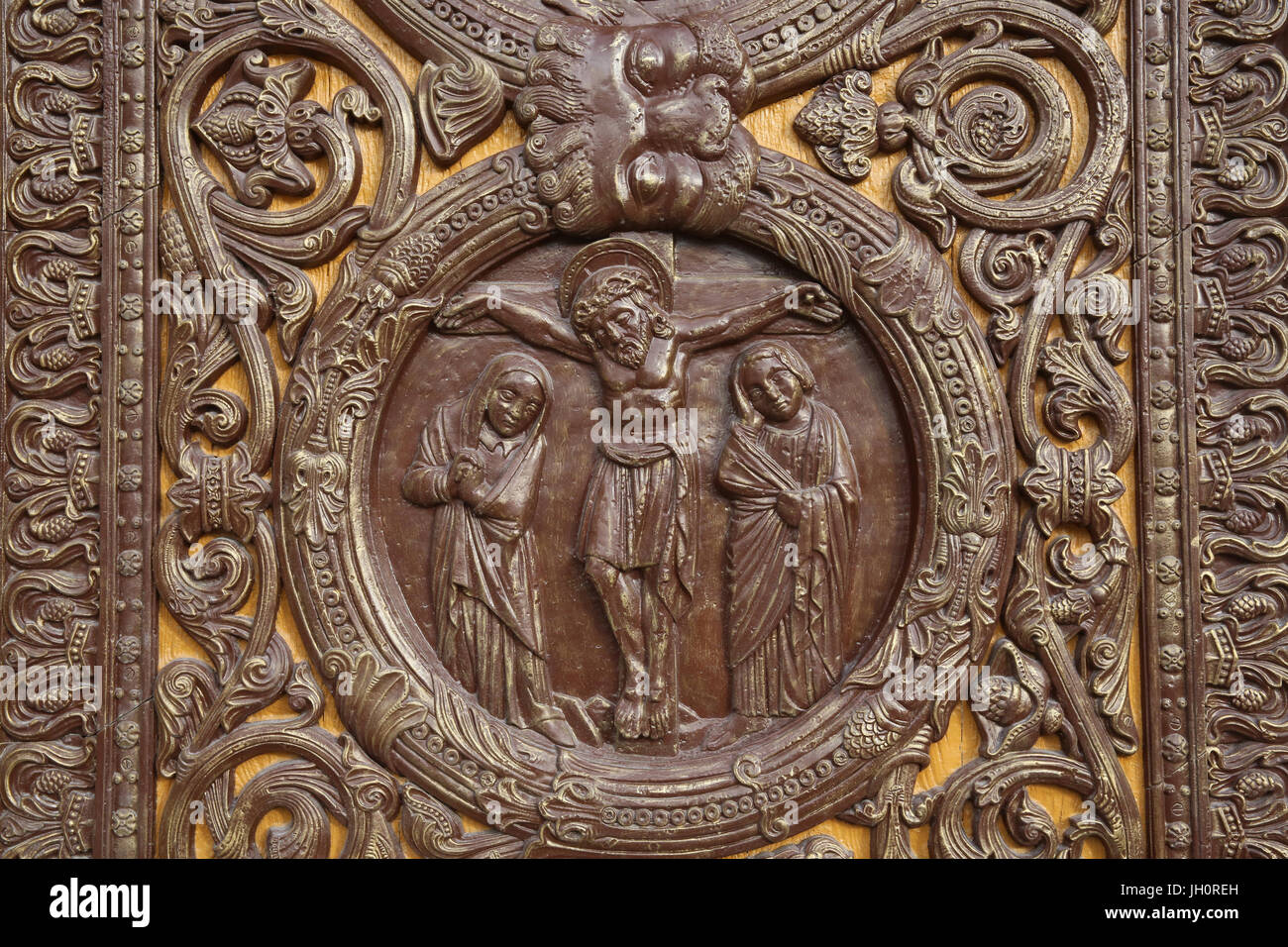 Saint Denis Basilique. Reliefs sur la porte centrale. La Passion du Christ. La France. Banque D'Images