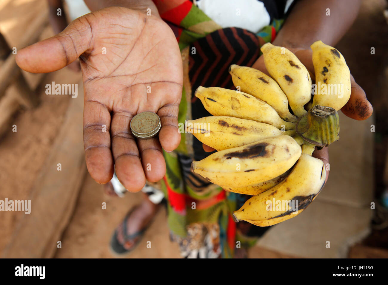 Femme vendant des bananes au Mulago. L'Ouganda. Banque D'Images